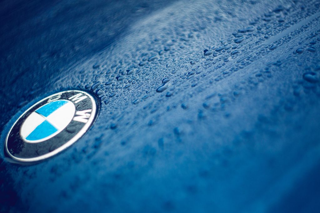Blue BMW service at Volks Affair